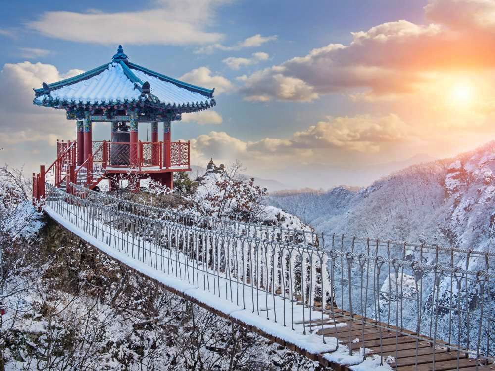 Paket Tour ke Korea Selatan 6 Hari 5 Malam Desember Musim Dingin (Winter) 2018