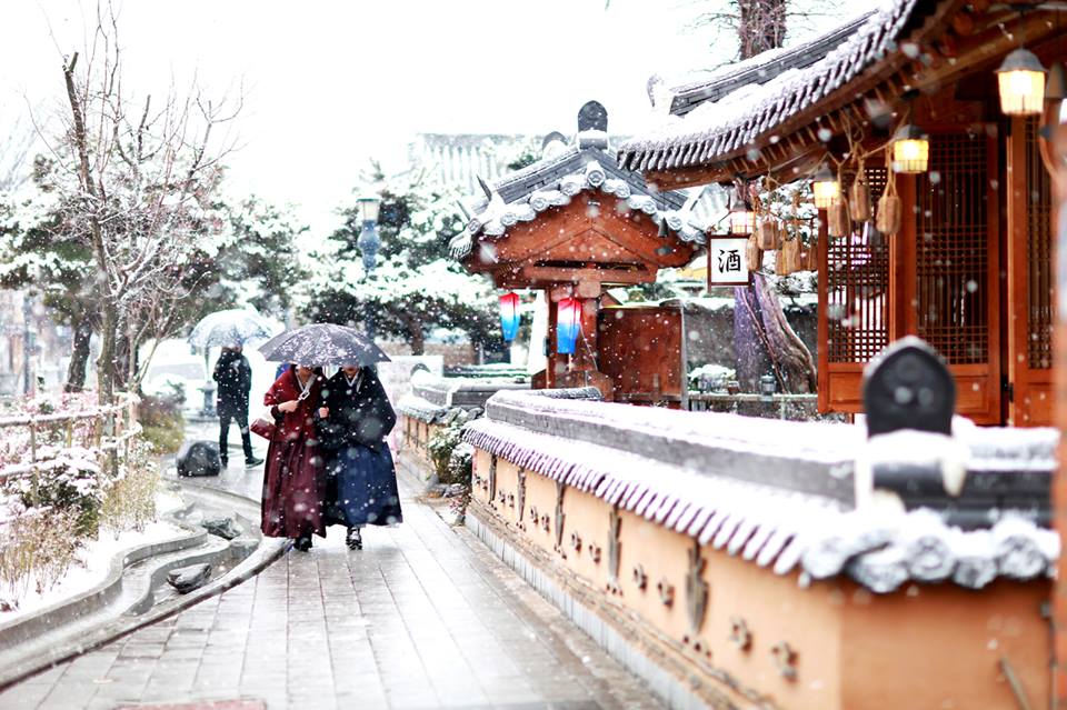 Musim Dingin di Jeonju Hanok Village