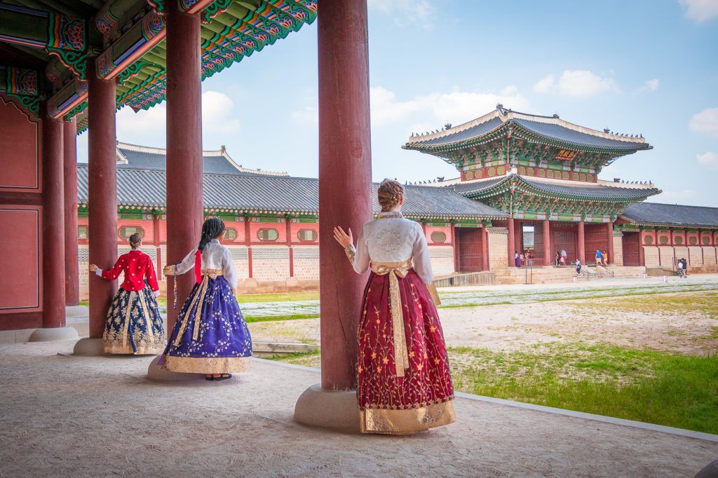 Hanbok, Sebagi Salah Satu Identitas Korea